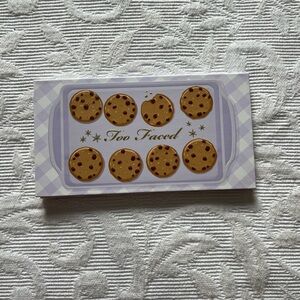 Too Faced Christmas Bake Shoppe Palette